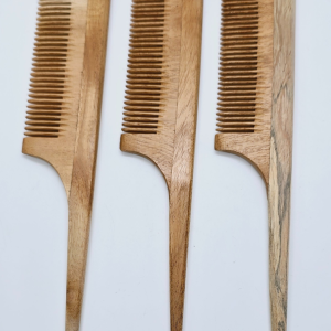 Tail Comb